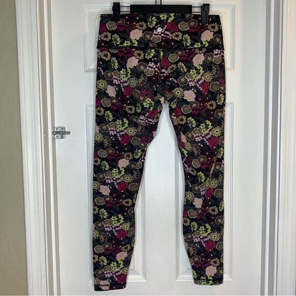 Lululemon Forster Rohner Special Edition Size 10 - Picture 2 of 9